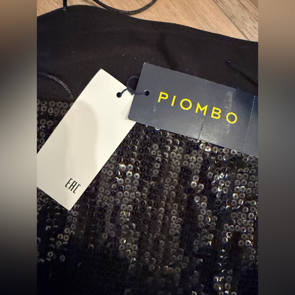 NEW PIOMBO Italian Sequin Black Cami Top Sz M - Picture 5 of 6